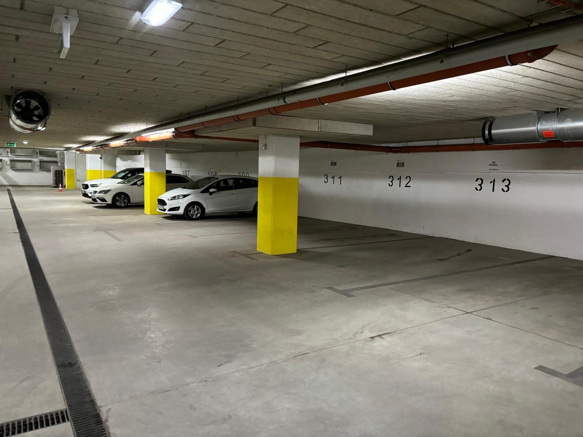 Big 21 Old Town Lux Apartment, Self Check-In 24H, Free Parking Poznań Kültér fotó
